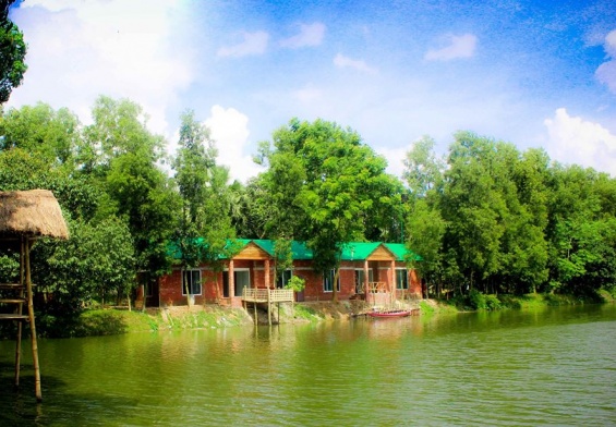 Chhuti Resort